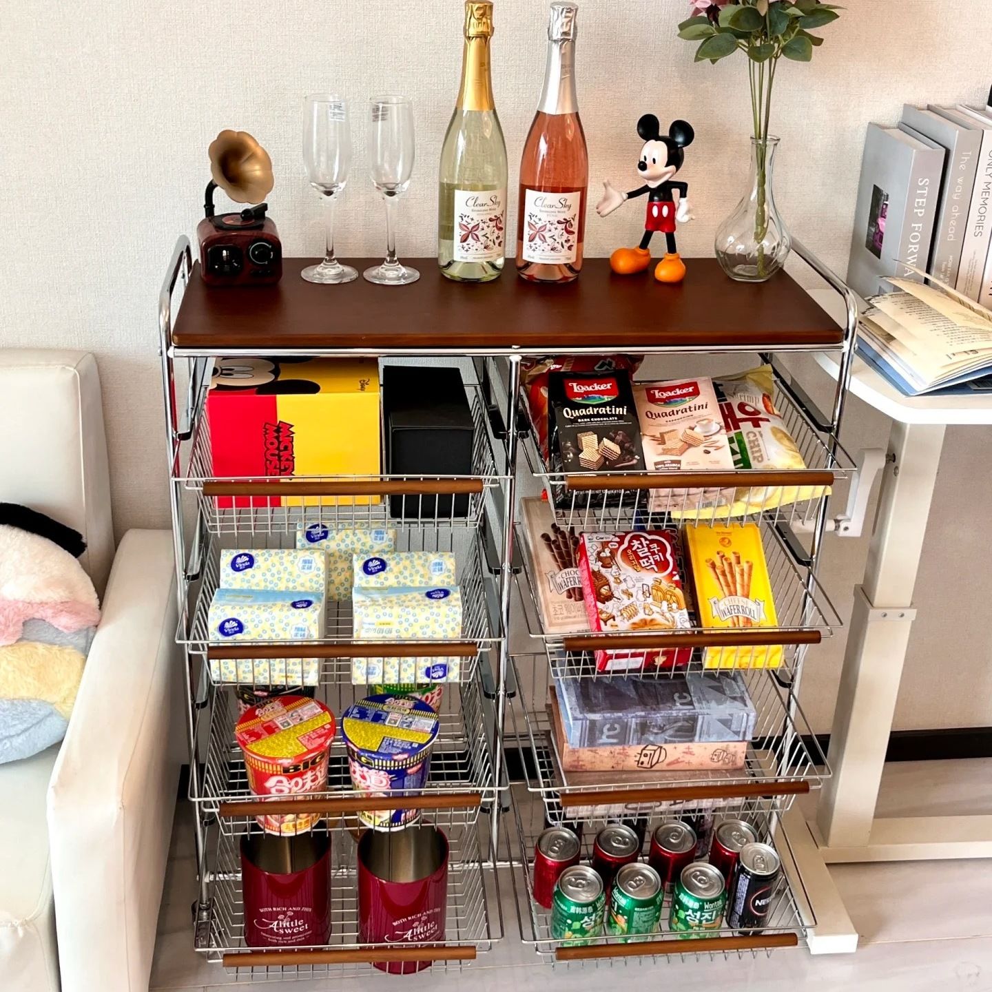 Medieval style storage trolley - Food Storage Medieval ulasan dan harga